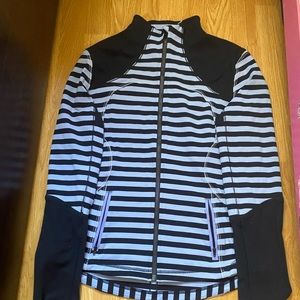 Lululemon AlignJacket.Stripped with Light Purple zipper pockets.Price negotiable